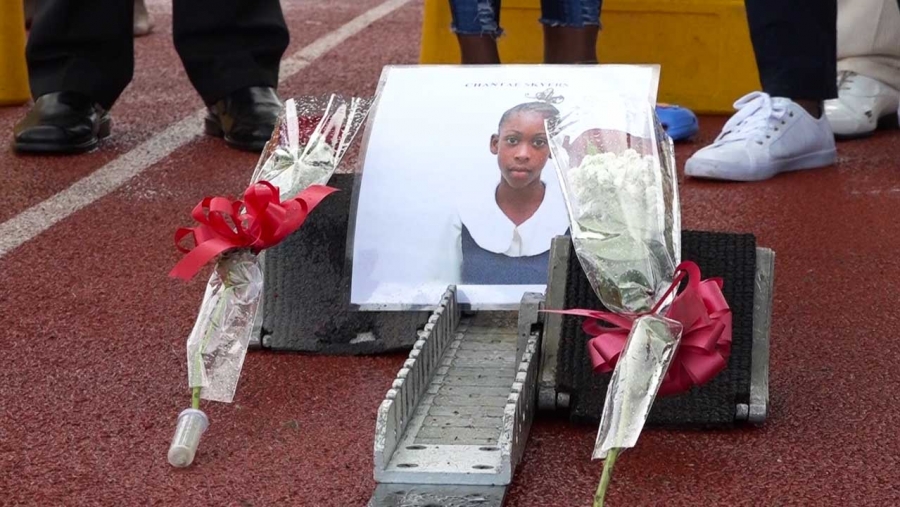 It was Chantea&#039;s lane.  The Ministry of Culture, Gender, Entertainment and Sport kept lane 2 in the Class Three girls 100 metres free at the Insports Primary Champs in tribute to the slain Red Hills Road Primary School athlete, Chantea Skyers.  A photo and roses occupied the lane at the start of the event.
