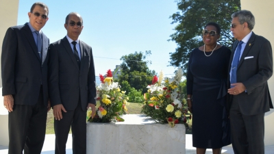 Minister of Culture, Gender, Entertainment and Sport, the Honourable Olivia Grange with the Honourable Dr. Horace Chang, Minister of National Security (second left) representing Prime Minister, the Most Honourable Andrew Holness; Anthony Faloon and Bindley Sangster, sons of Sir Donald Sangster.