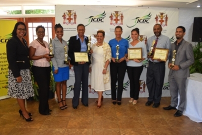 Grange commends private and public sector for displaying spirit of Independence